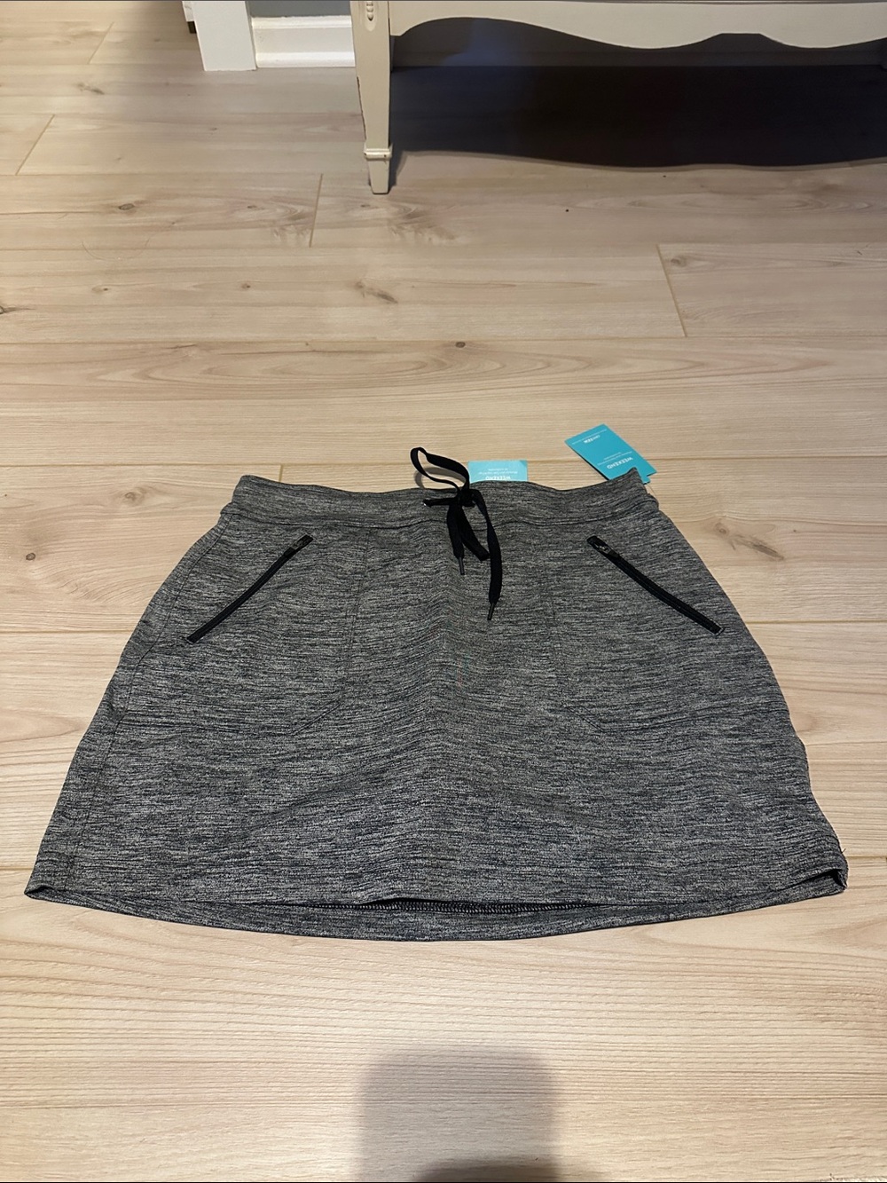 tek gear Gray Heather Drawstring Mini Skirt with Zipper Pockets